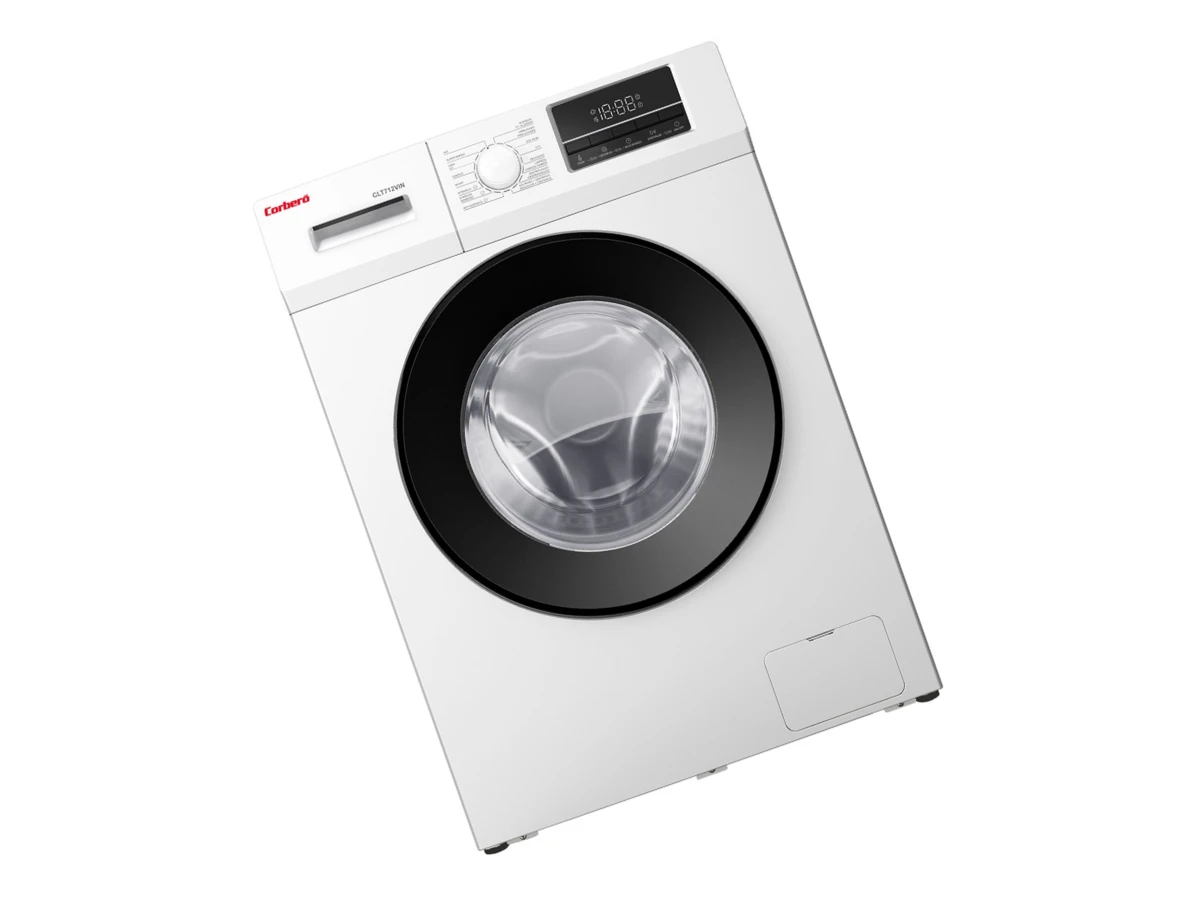 Técnico reparando lavadora Corberó