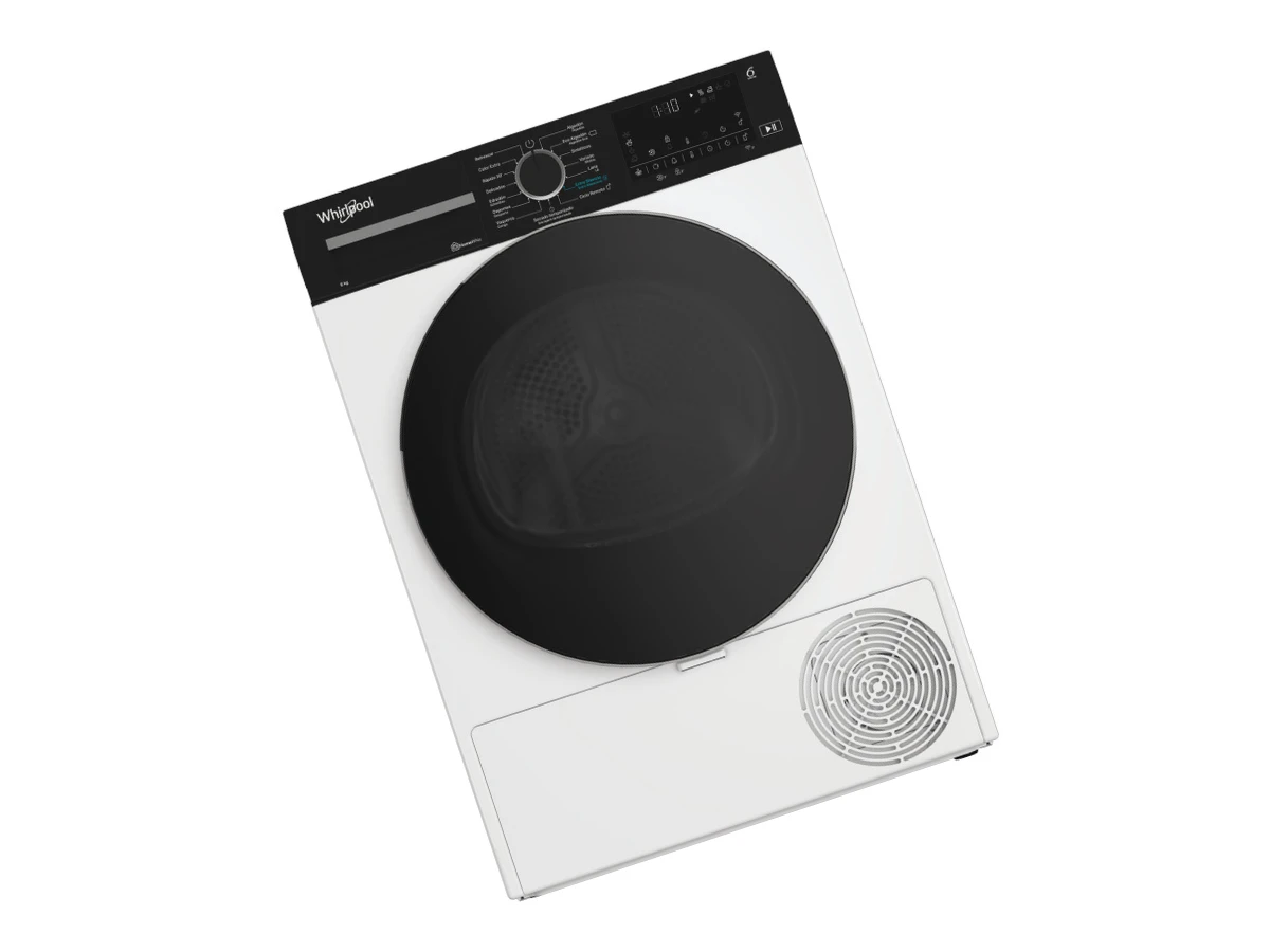 Técnico reparando secadora Whirlpool 6th Sense