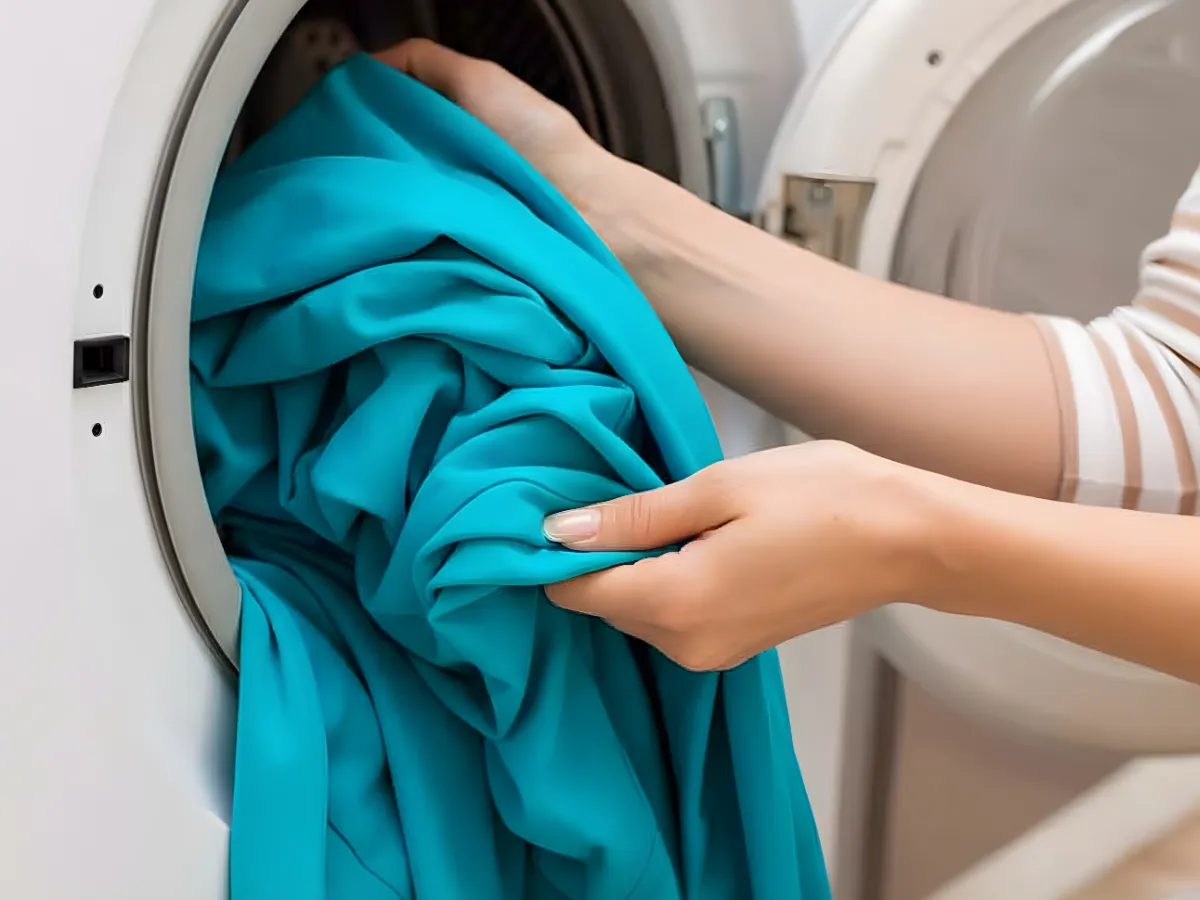 Cómo lavar ropa térmica para mantener sus propiedades