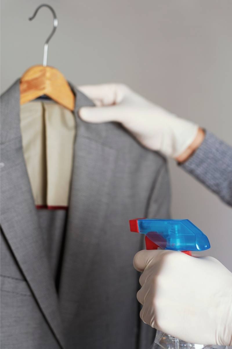 Process of disinfecting clothes in the washing machine