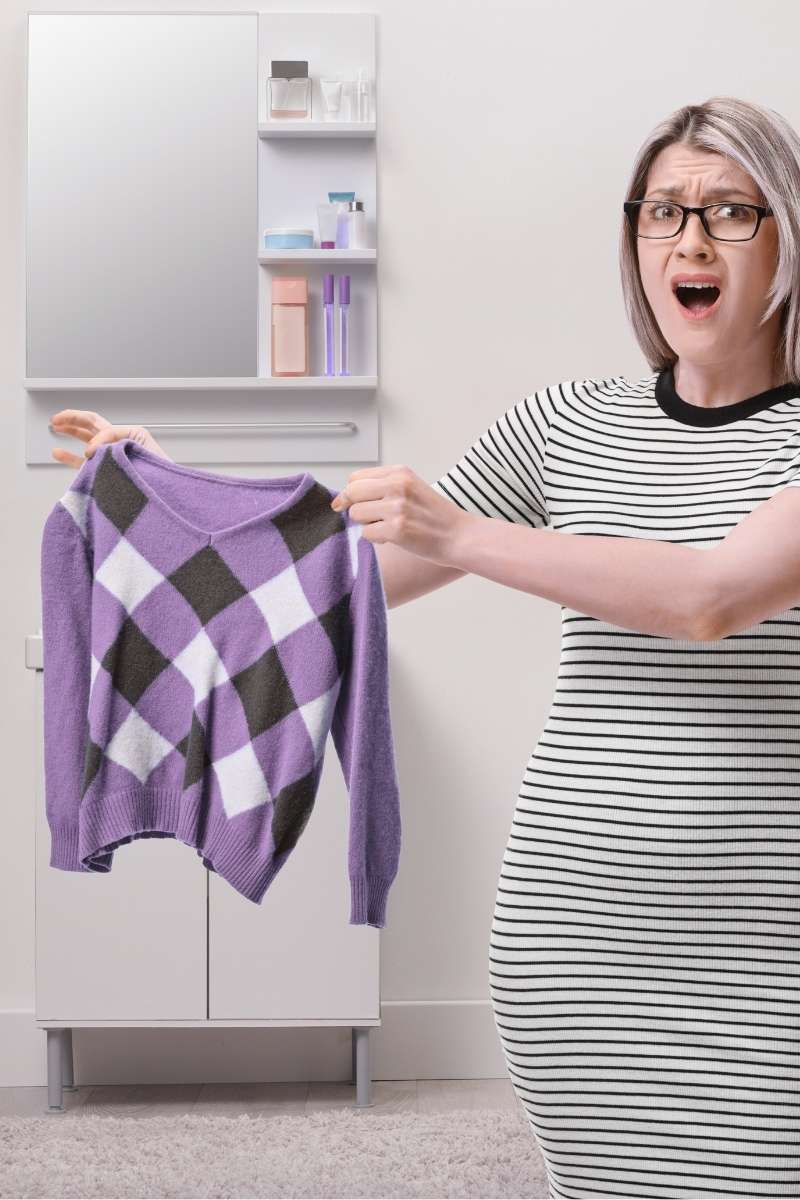Shrinking process of an acrylic jersery