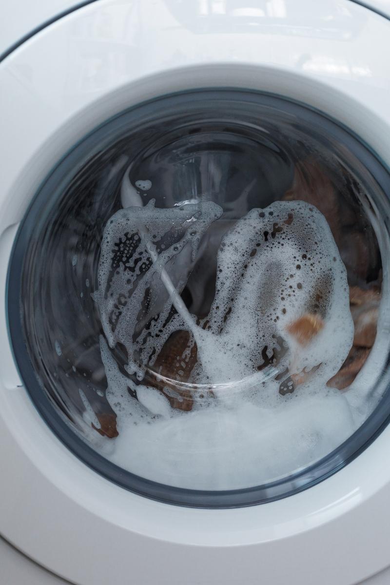 Lavadora hace mucho ruido centrifugando