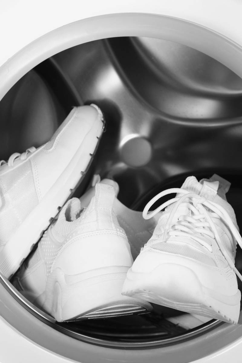 Washing sneakers in the washing machine