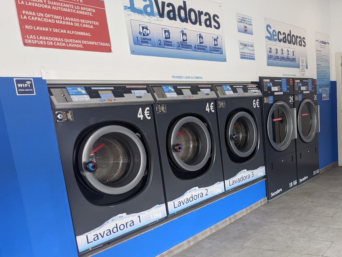 Consejos lavado y etiquetas de ropa Lacolada Lavanderia Autoservicio Ponferrada | Laundromat